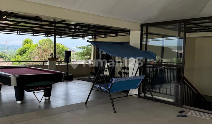  DIJUAL RUMAH MEWAH 3 LANTAI HARGA NEGO COUNTRY WOOD SENTUL CITY 1