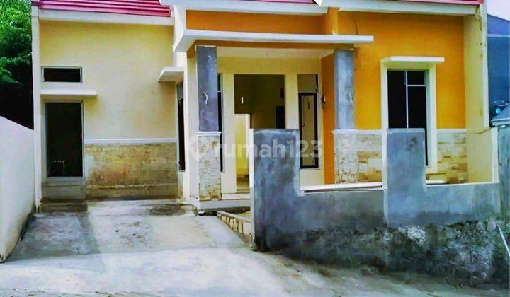 RUMAH BARU DEKAT KAMPUS UNWAHAS SEMARANG  1