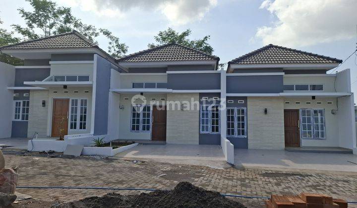 RUMAH BARU MODERN DENGAN VIEW PEGUNUNGAN UNGARAN  2