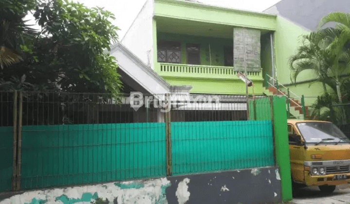 RUMAH DAN KOST AKTIF DI SIWALANKERTO DEKAT PETRA 1