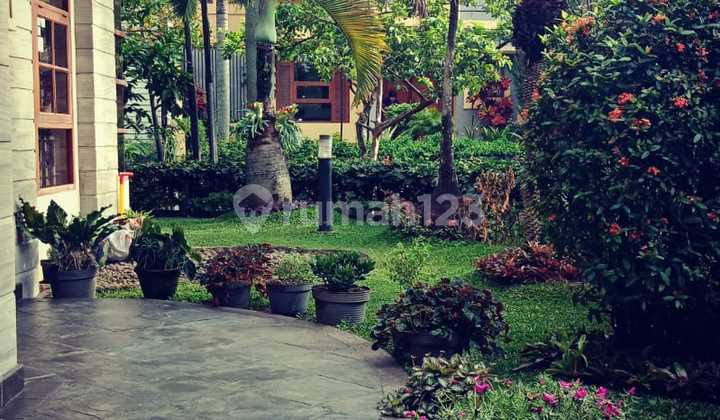 Jual Rumah Strategis komplek PRV Bandung 2