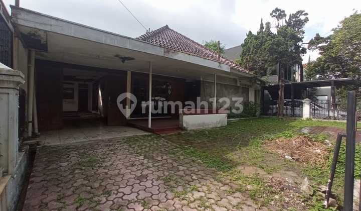 Dijual Rumah Setrategis jalan surapati bandung 1