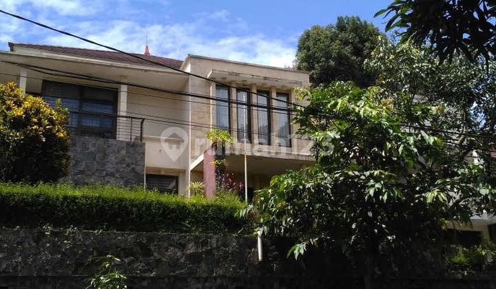 Jual Rumah Strategis Komplek PRV Gerlong Bandung Jual Rumah Strategis Komplek PRV Gerlong Bandung