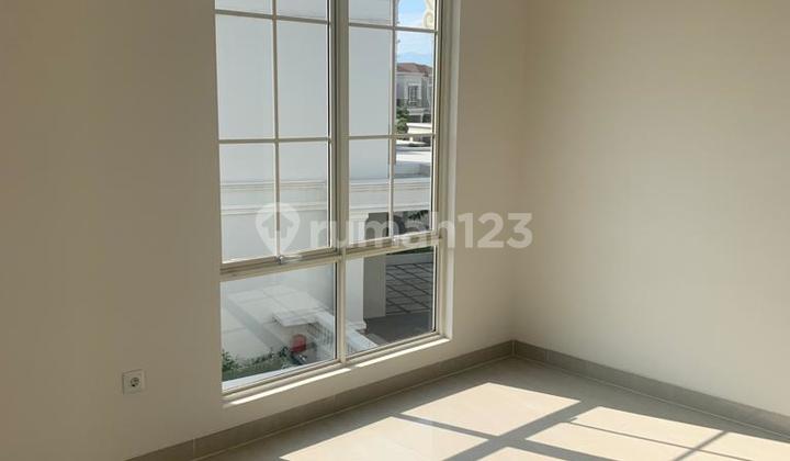 Dijual Rumah Idaman dan Strategis 2 Lantai Buah Batu Podomoro