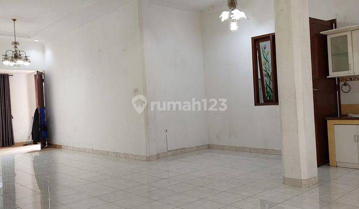 Dijual Rumah Idaman Setrategis 2 Lantai Batununggal Bandung 2