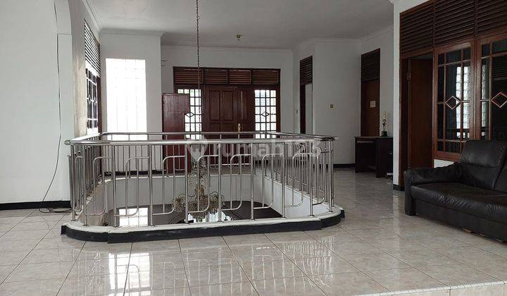 Dijual Rumah Strategis Daerah Kembar Bandung 2