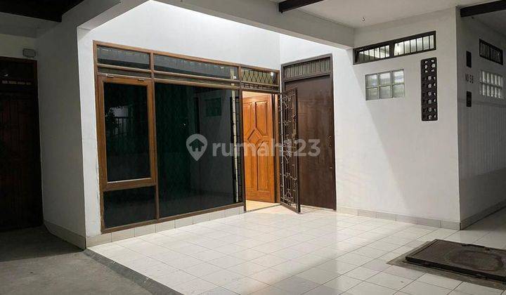 Dijual Rumah Strategis Daerah Batununggal Bandung 1