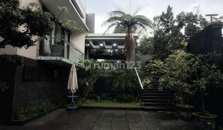 Jual Rumah Mainroad Setiabudi Bandung 1