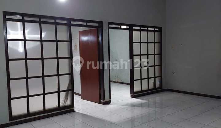 Jual Rumah Strategis Jalan Utama Pelajar Pejuang Bandung Jual Rumah Strategis Jalan Utama Pelajar Pejuang Bandung