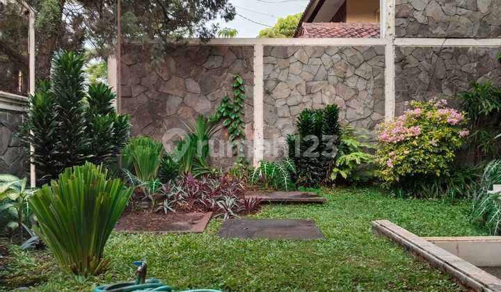 Jual Rumah Strategis Perumahan Dago Bandung 2