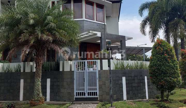 Selling Strategic House in Batununggal Complex, Bandung