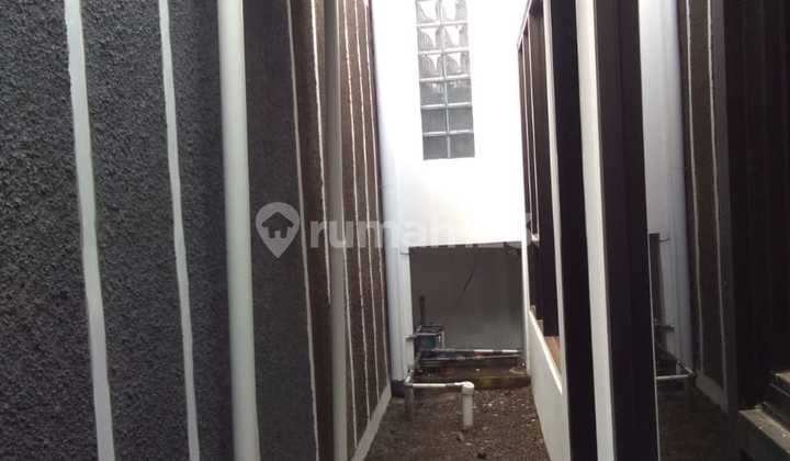 Jual Rumah Jl. Suryalaya Barat Cijagra Bandung 2