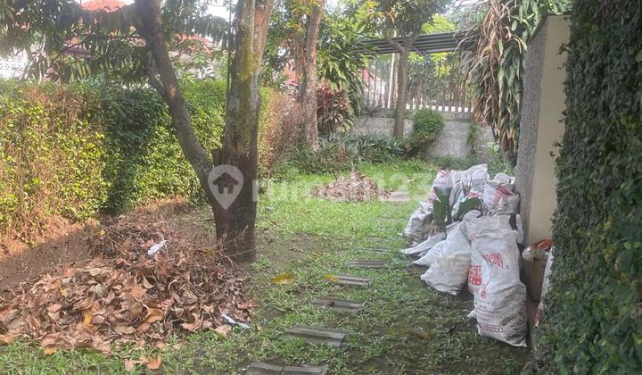 Selling a Strategically Located House in Arcamanik Area, Bandung Selling a Strategically Located House in Arcamanik Area, Bandung