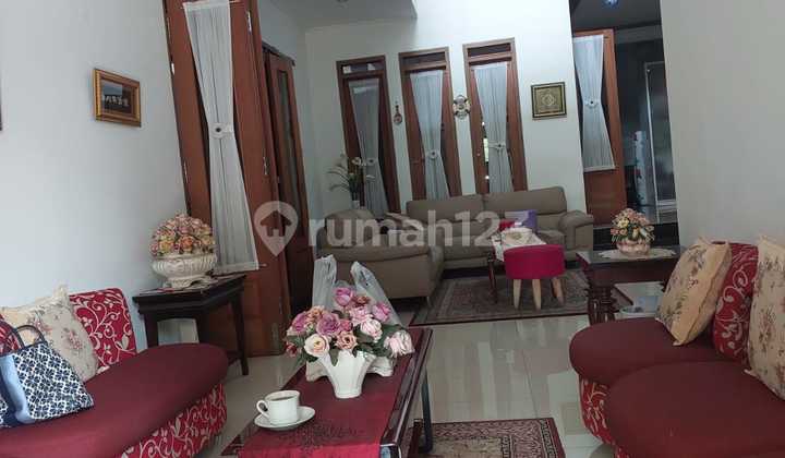 House for Sale in Batununggal 2