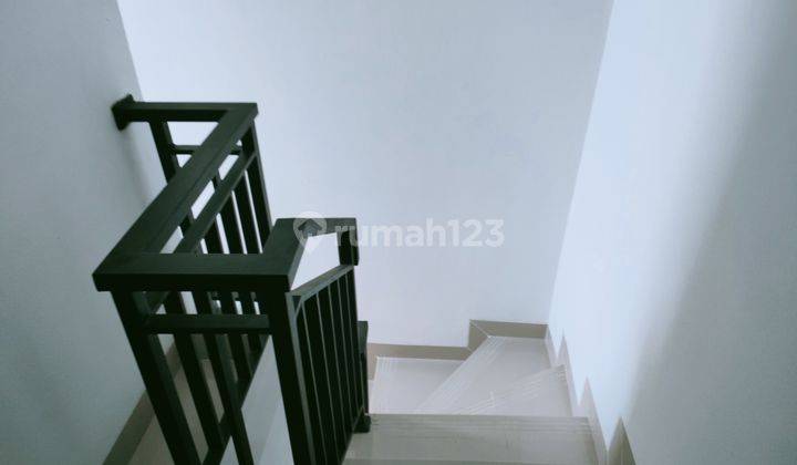 Rumah murah 2 lantai dipondok ranggon deket mall transmart cibubur tol cibubur 7