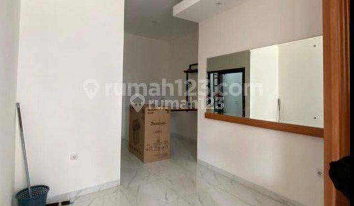 Rumah murah minimalis 2 lantai deket pintu tol kampung duku mall Cijantung 2