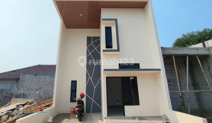 Rumah cantik 2 lantai tipe Menzzanin deket tol cibubur tol jatiwarna 2