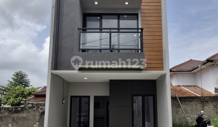 Rumah Mewah 2 Lantai Siap Huni Di Cibubur Deket Tol Cibubur Taman Wiladatika