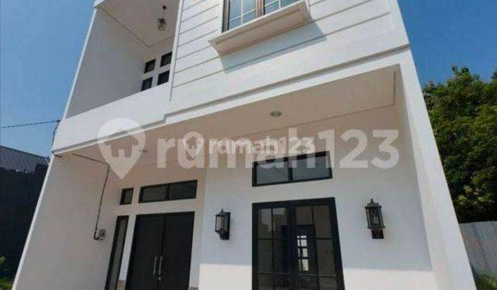 Rumah Mewah 2 Lantai Dp 0% Deket Plaza Pondok Gede 2