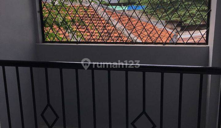 Dijual Ruko 3 Unit Gandeng,Baru Renov ,Bagus Siap Huni 10