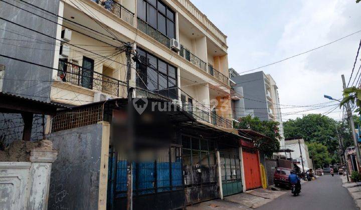Jual Cepat Rumah Kos an Pinggir Jalan Siap Huni Jakarta Barat 1