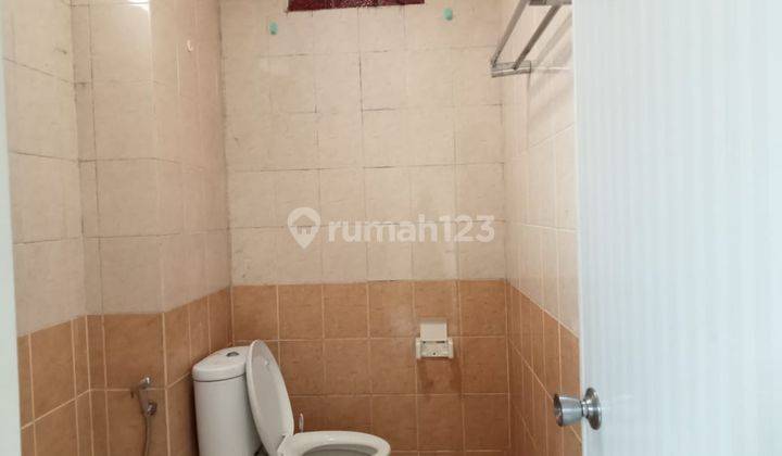 Jual Cepat Rumah Kos an Pinggir Jalan Siap Huni Jakarta Barat 5