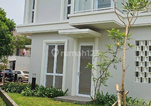 Di Jual Rumah Cantik 2 Lantai  Siap Huni .  2