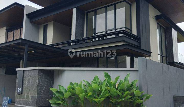 Rumah Mewah Di Candigolf Semarang 1