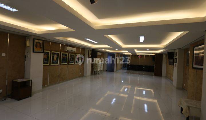 GEDUNG KANTOR EX-SHOWROOM, LOKASI STRATEGIS  JATINEGARA, JAKARTA TIMUR, COCOK UNTUK KANTOR BANK, BENGKEL, SHOWROOM 2