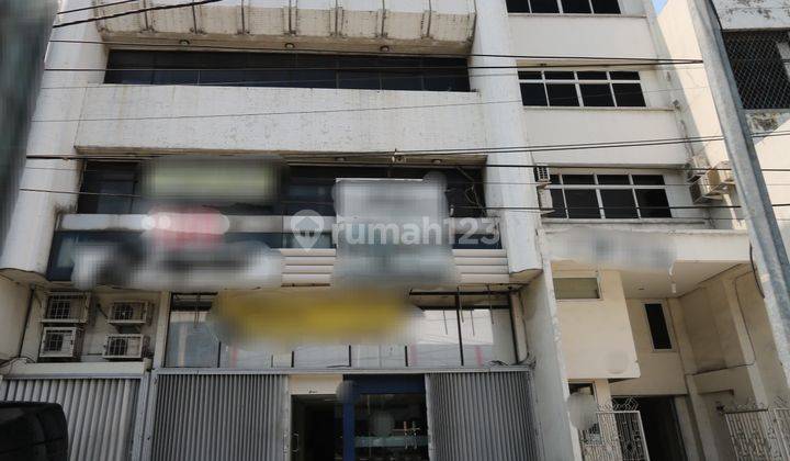 GEDUNG KANTOR EX-SHOWROOM, LOKASI STRATEGIS  JATINEGARA, JAKARTA TIMUR, COCOK UNTUK KANTOR BANK, BENGKEL, SHOWROOM 1