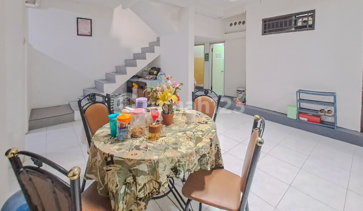 Classic Boarding House in Kebon Kacang, Tanah Abang, Near Thamrin City