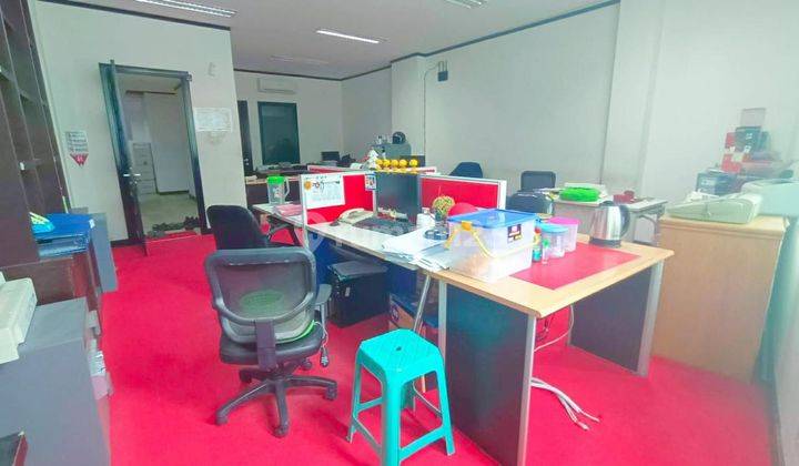 GEDUNG KANTOR 4 LANTAI DI JL. SATRIO KARET KUNINGAN COCOK UNTUK OFFICE, SHOWROOM / OFFICE BUILDING FOR SALE 2