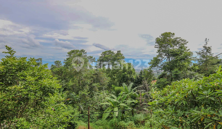 Rumah Villa di Dago Pakar, Dekat Ciumbuleuit, Akses ke Lembang Rumah Villa di Dago Pakar, Dekat Ciumbuleuit, Akses ke Lembang