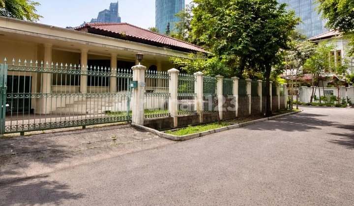 Mega Kuningan Dalam Komplek Posisi Hoek Harga Dibawah NJOP