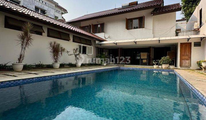 Kebayoran Baru Rumah Siap Huni Private Pool Lokasi Strategis  1