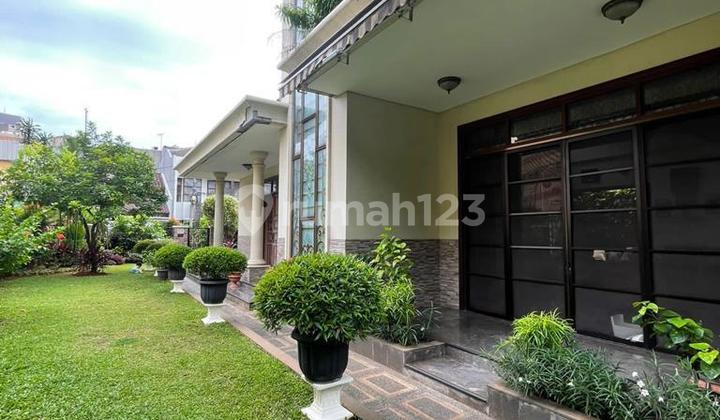 Pondok Indah Classic Mediterranean House
