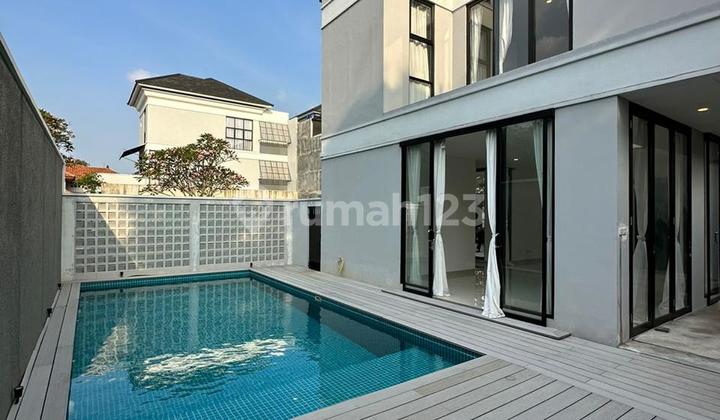 Kemang Ampera Colonial Modern Townhouse Turun Harga  2