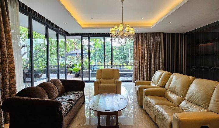 Simprug Golf Luxurious Modern House Full Furnished Jarang Ada  2