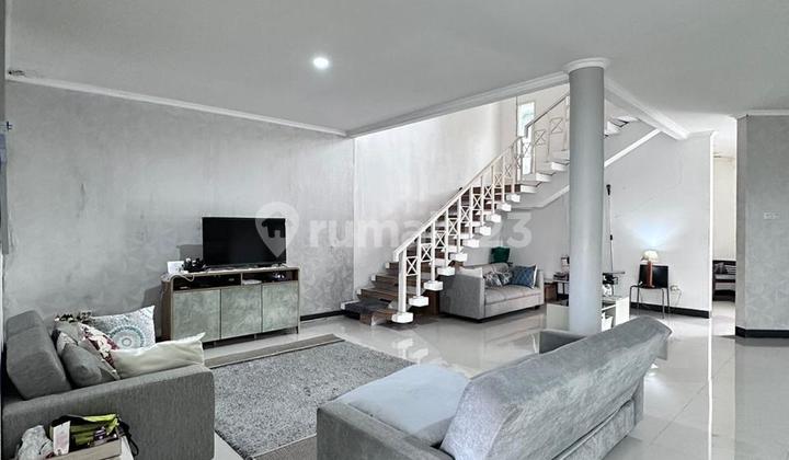 Cipete Selatan Rumah Siap Huni Lokasi Tenang Halaman Luas