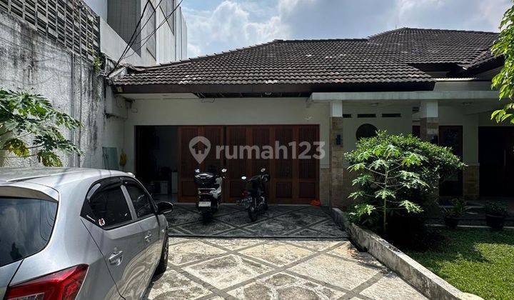 Kemang - Ampera Rumah Siap Huni Halaman Luas Semi Furnished  2