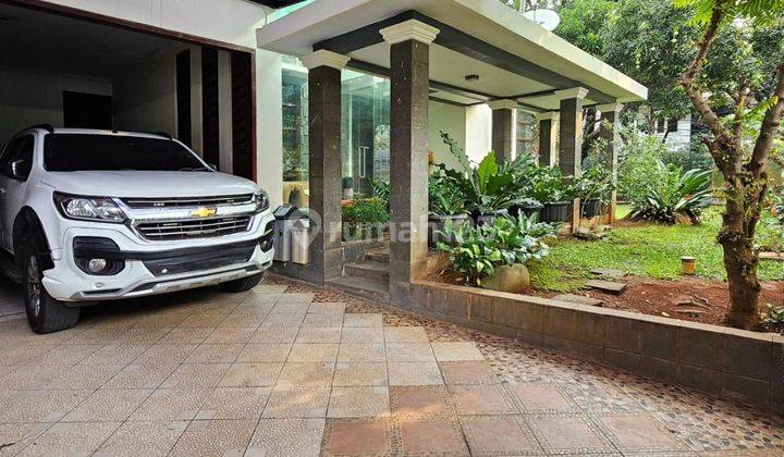 Kebayoran Baru - Lokasi Premium Posisi Hoek Cocok Untuk Usaha  2