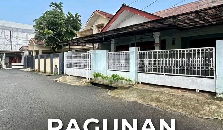 Ragunan Pasar Minggu House with Land Ready to Occupy
