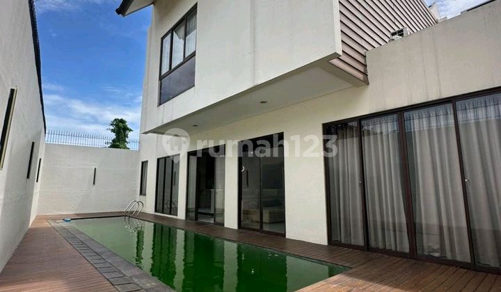 Jagakarsa Modern Minimalist Dalam Townhouse One Gate System