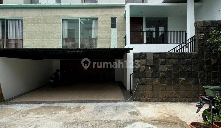 Tanjung Barat Jagakarsa Modern Tropical Townhouse Siap Huni  2