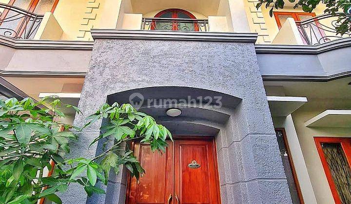 Lebak Bulus European Classic House Full Furnished Turun Harga  2