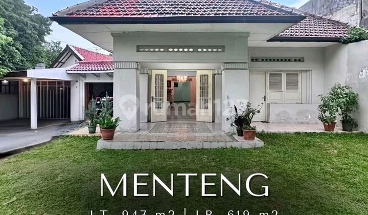 Menteng Prime Area Rumah Kolonial Halaman Luas Best Price 