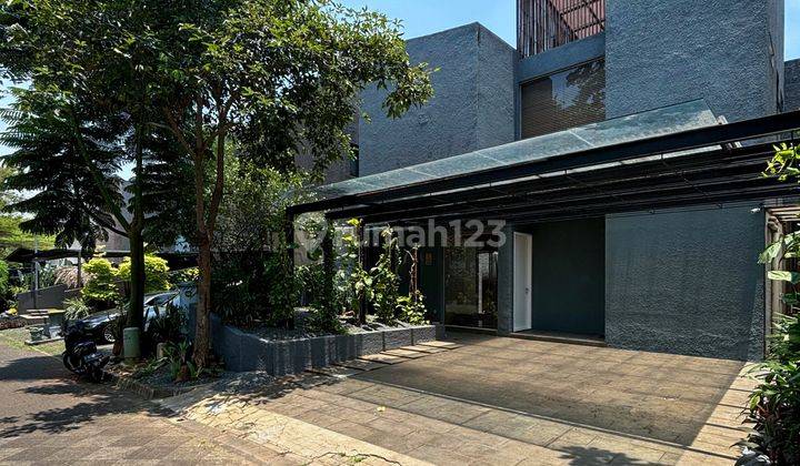 Veteran Bintaro Modern Minimalist Townhouse One Gate System  1