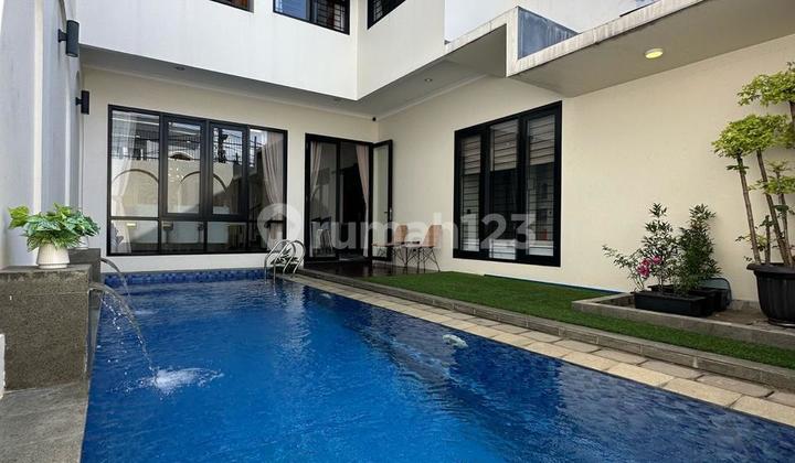 Lebak Bulus Modern Tropical House Full Furnished Lokasi Tenang Lebak Bulus Modern Tropical House Full Furnished Lokasi Tenang