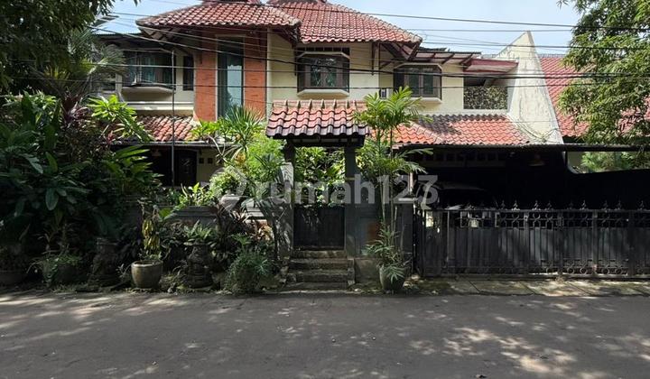 Kebayoran Baru Rumah Siap Huni Prime Area Depan Taman 2