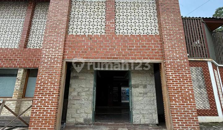 Kemang Bangunan Komersial Lokasi Jalan Raya Cocok Untuk Usaha 